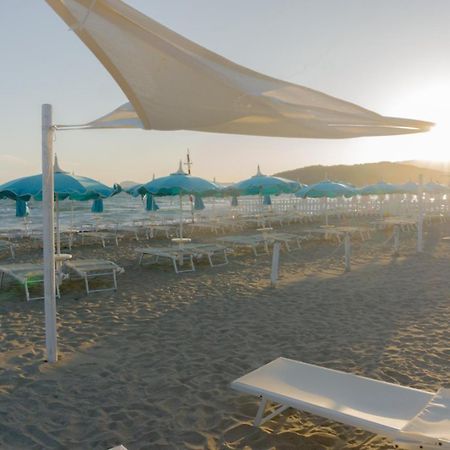 Baron Beach Hotel Scauri  Zewnętrze zdjęcie