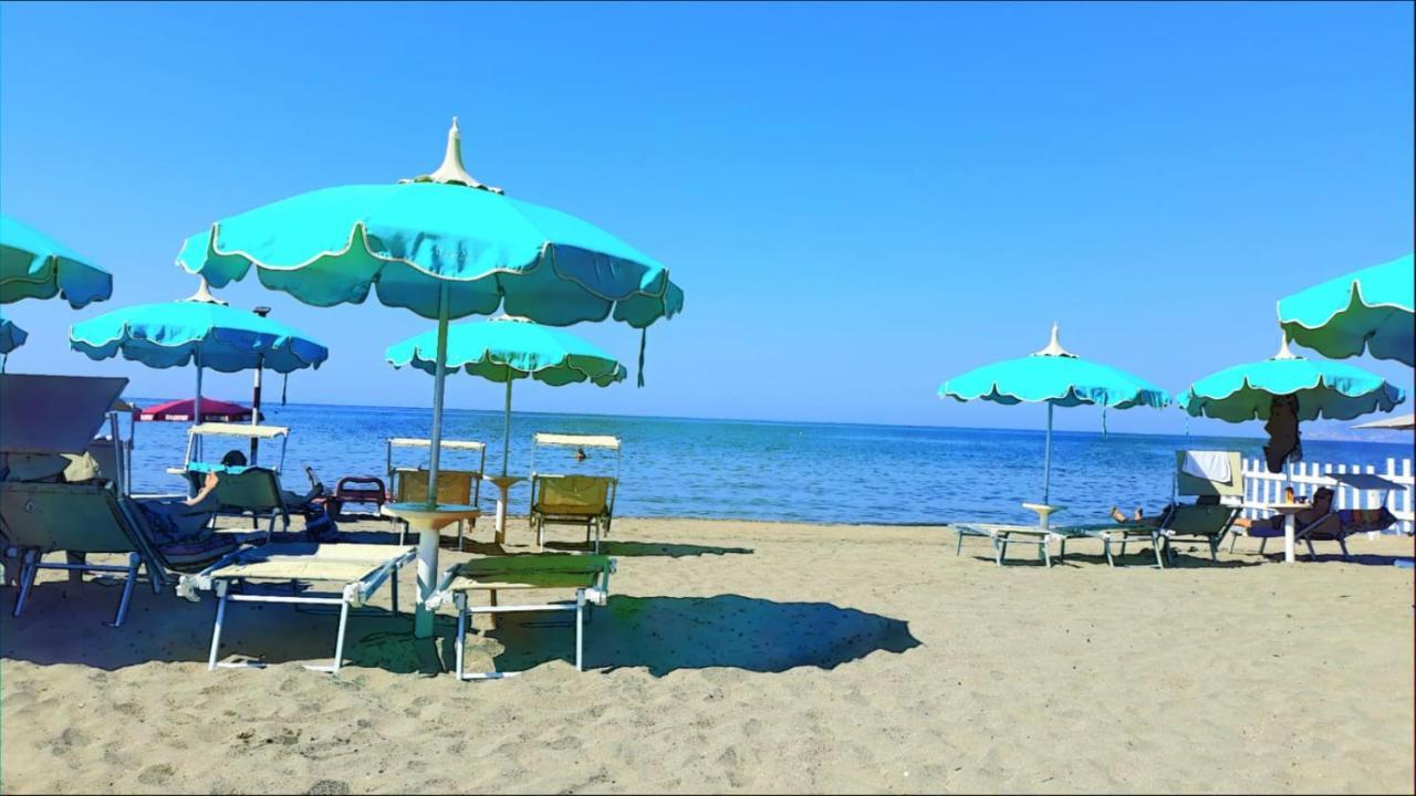 Baron Beach Hotel Scauri  Zewnętrze zdjęcie