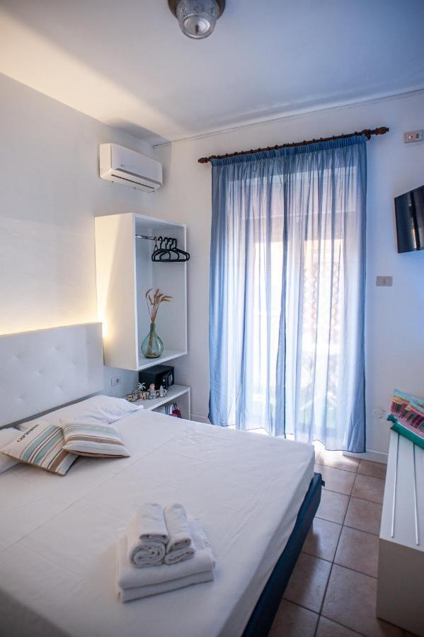 Baron Beach Hotel Scauri  Zewnętrze zdjęcie
