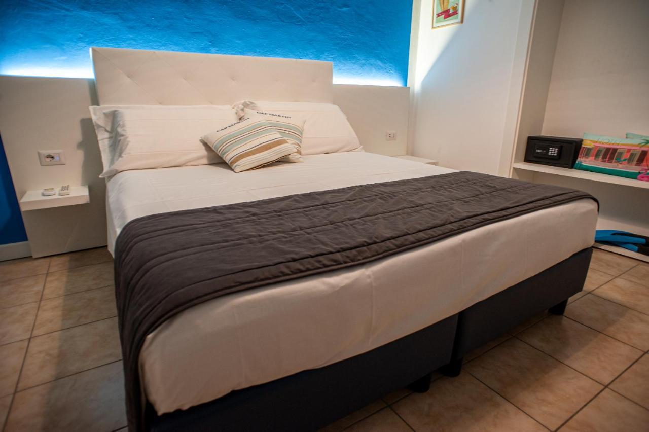 Baron Beach Hotel Scauri  Zewnętrze zdjęcie