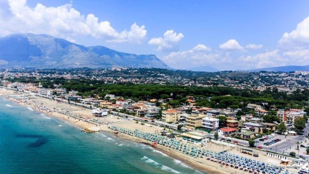 Baron Beach Hotel Scauri  Zewnętrze zdjęcie